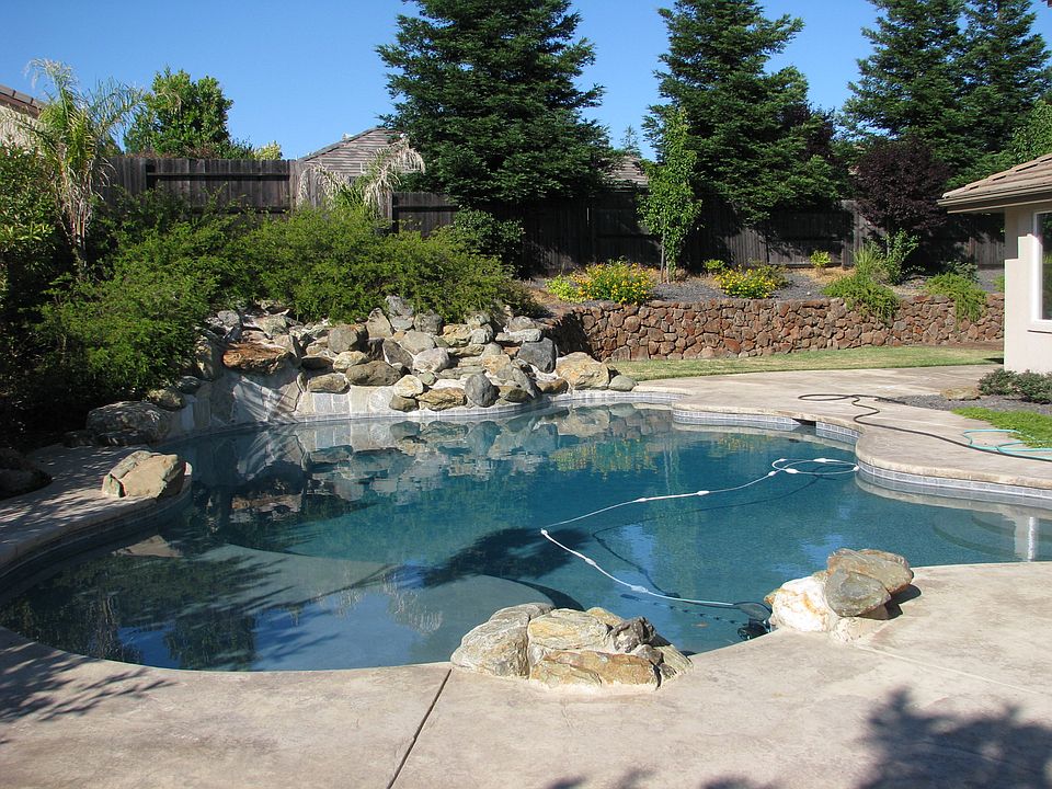 1st image of 3061 Southcreek Dr