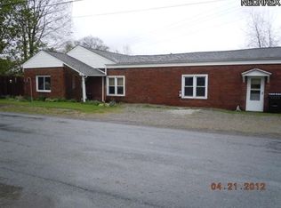 3966 W Main St, New Waterford, OH 44445