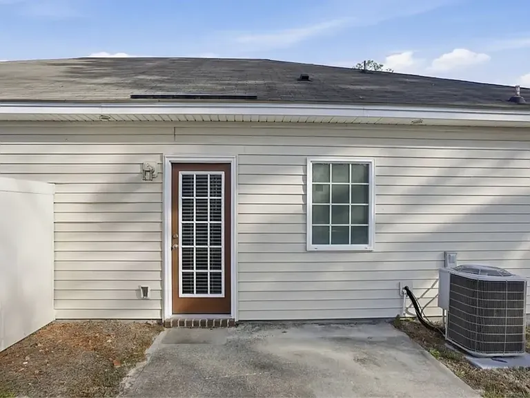 415 Olde Ivey Sq — Photo 14