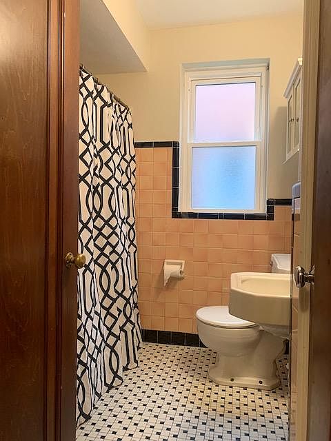 1st image of 4514 Jamieson Ave