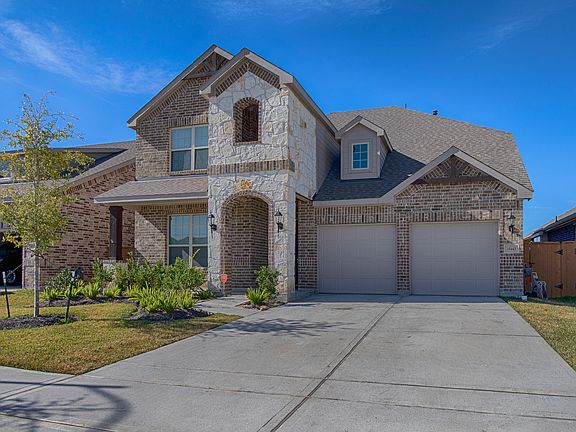 2nd image of 15443 Royce Holly Dr