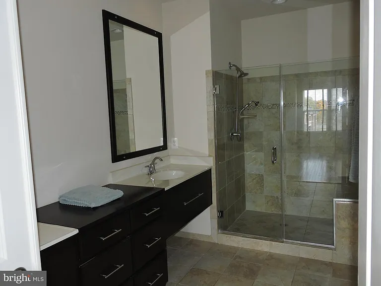 20425 Codman Dr — Photo 13