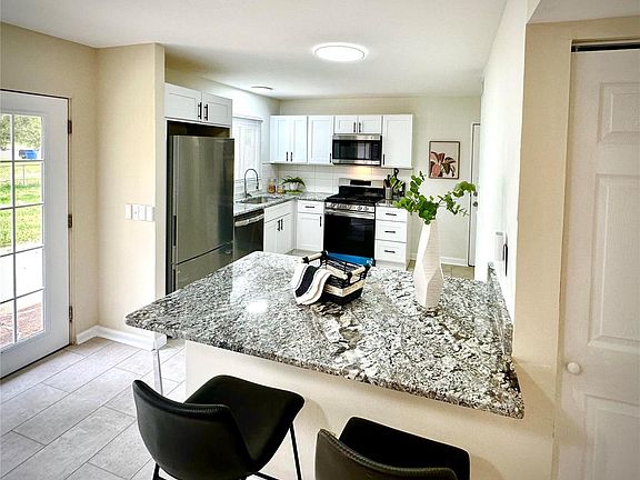 5th image of 11187 Mammoth Dr