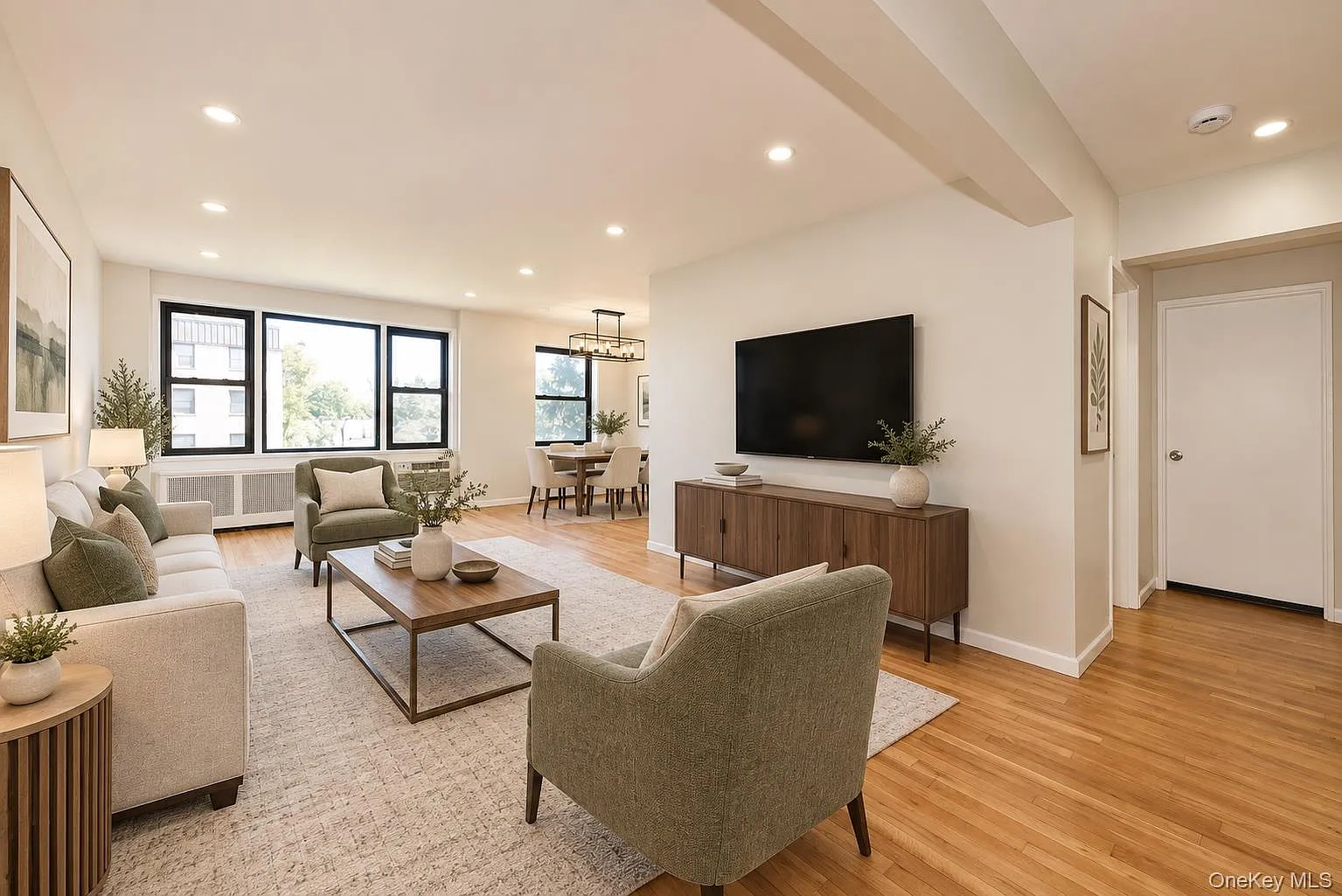 2 bed, 2.0 bath, 1000 sqft, $3,400 — Photo 2
