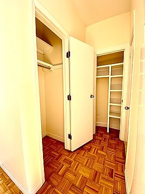 4th image of 523 E 78th St APT 4C