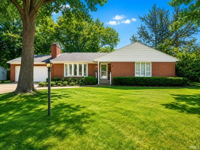 822 Oak Ridge Dr, South Bend, IN, 46617