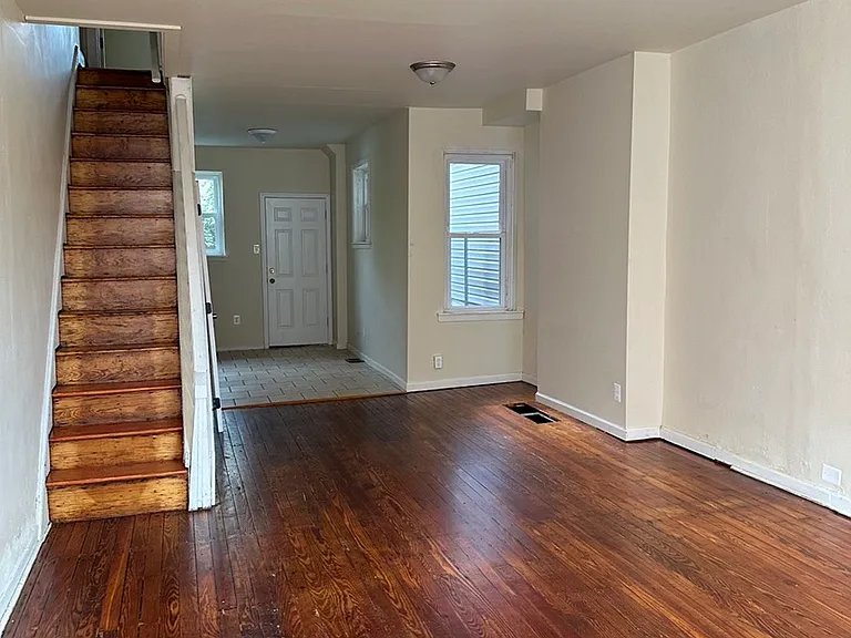 2836 Agate St — Photo 12
