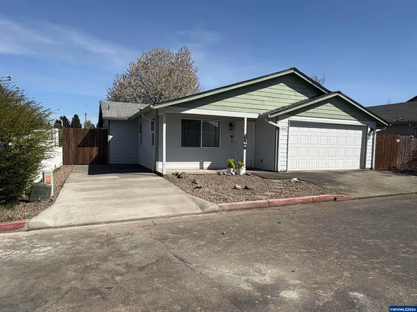 3042 Haley St NE, Salem, OR 97305