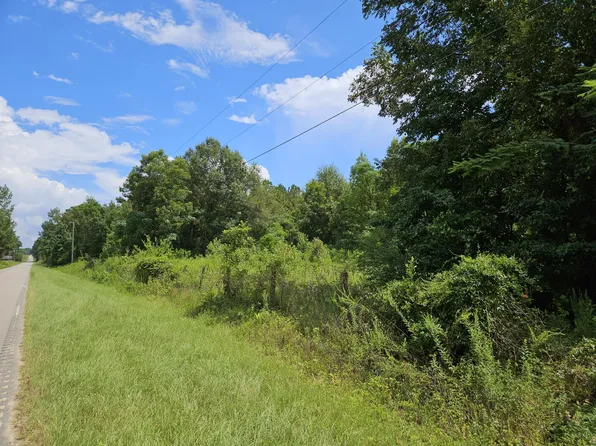 Riley Rd, Saint Matthews, SC 29135