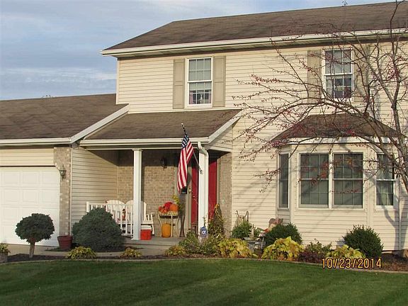 2nd image of 210 Brooke Ln