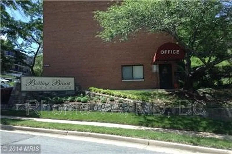1 bed, 1.0 bath, 695 sqft, $1,700 — Photo 1