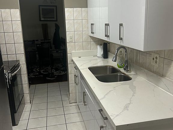 3rd image of 320 Dixon Rd E #1111