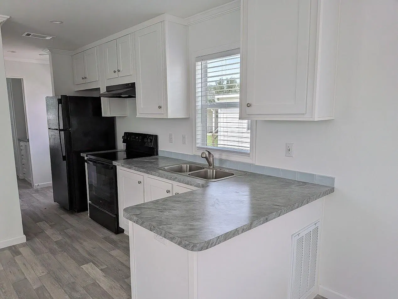 1 bed, 1.0 bath, $1,099 — Photo 3