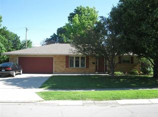 205 Katy Ln, Englewood, OH 45322