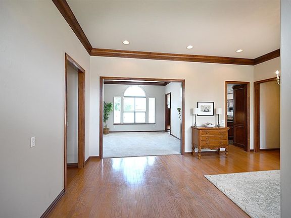 2nd image of 5722 W Pecan Hill Ct