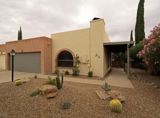 1448 W Camino Calderon, Green Valley, AZ 85622