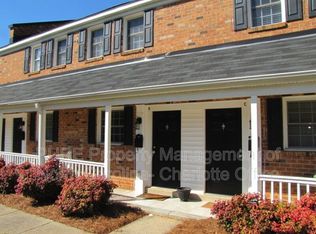 1336 Green Oaks Ln APT D, Charlotte, NC 28205