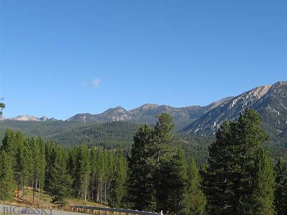 3rd image of Iris Meadow Dr