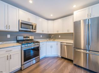 10 Baldwin Ct, Basking Ridge, NJ 07920