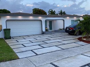 9021 NW 7th Ct, Hollywood, FL 33024