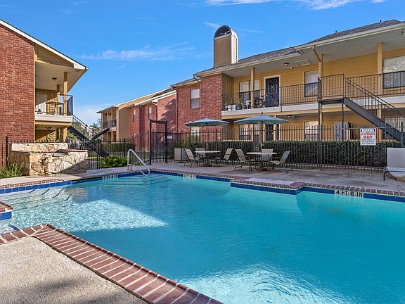 4th image of 12300 Hymeadow Dr #716