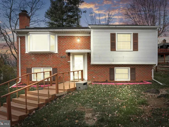 267 Longford Dr, Frederick, MD 21702