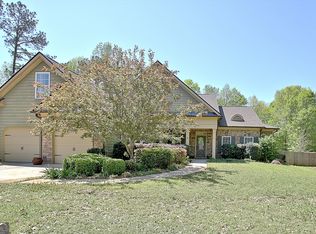 30 Colonial Ct, Senoia, GA 30276