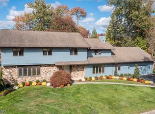 18 Gates Ave, Chatham, NJ 07928