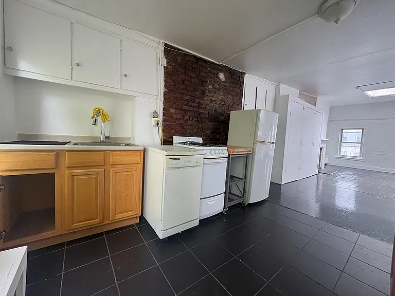 59 Duffield St #3 — Photo 11