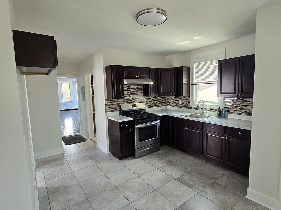 1st image of 195 Brookdale Ave Floor 2