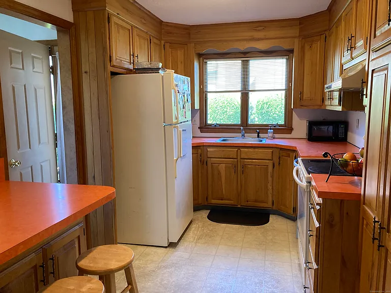 100 Dudley Ave #25 — Photo 7