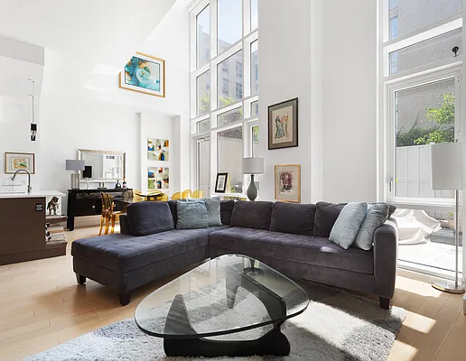 Sold by Compass | media 22