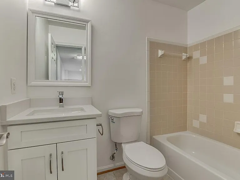 2866 Yarn Ct — Photo 35
