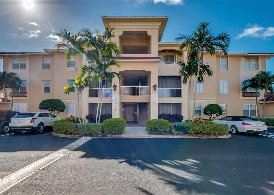 1st image of 1504 SW 50th St APT 104