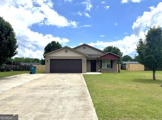 208 N Star Rd, Perry, GA 31069