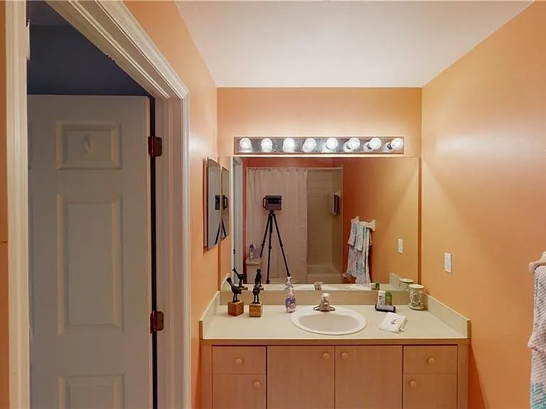 15433 Bellamar Cir #1016 — Photo 10