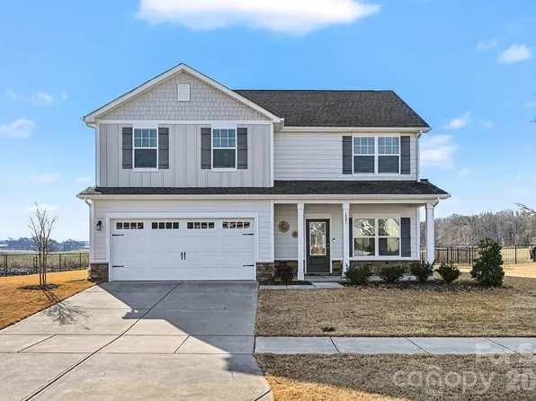 1521 Hobart St, Monroe, NC 28110