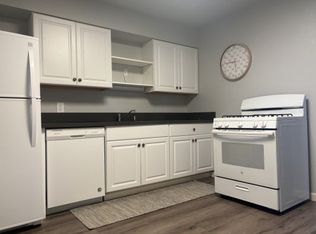 905 E Alice Ave #B, Phoenix, AZ 85020