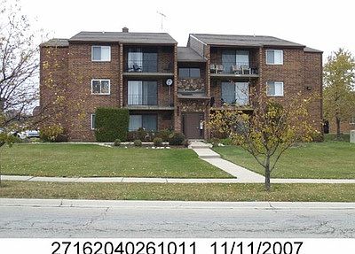2nd image of 9840 W 153rd St APT 3SE