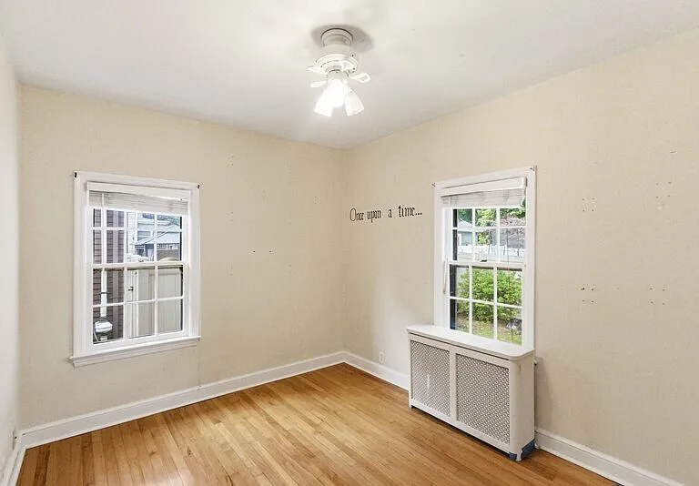 10 N Elk Ave — Photo 20