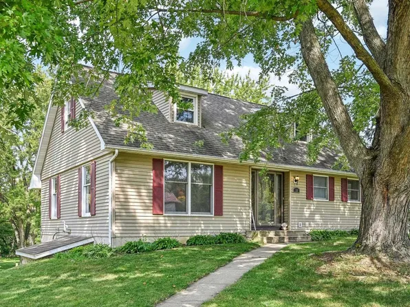 10 Water Street, Cambridge, WI 53523