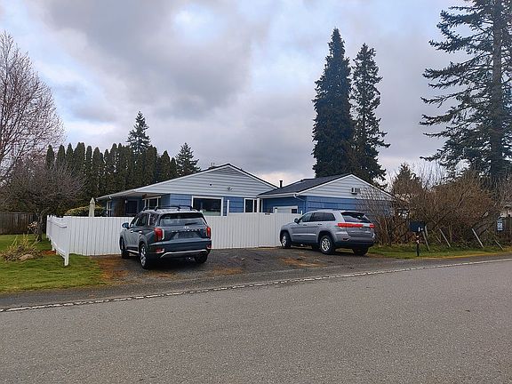 5th image of 8205 47th Ave NE
