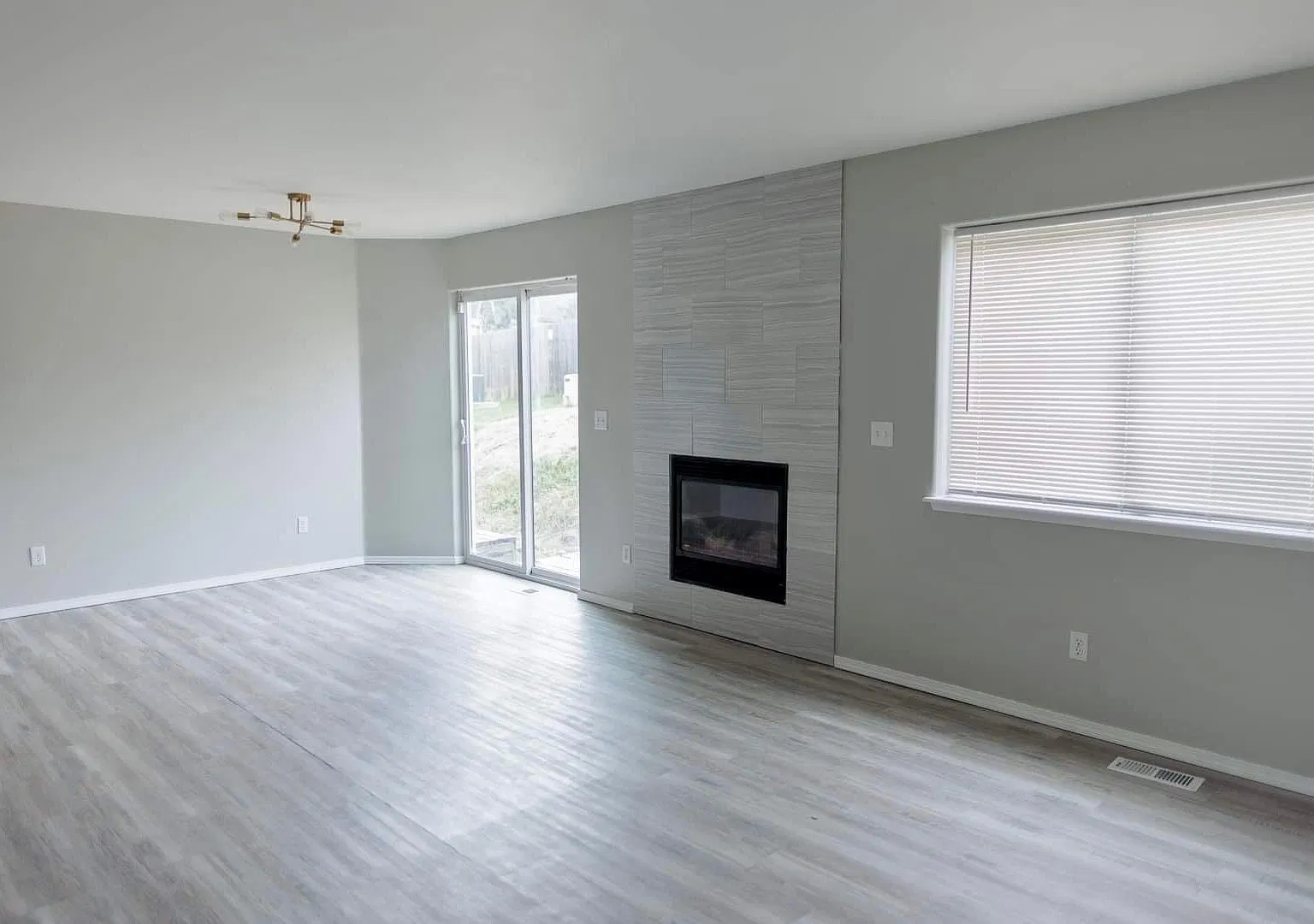 6475 Whispering Loop — Photo 3