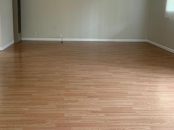 5th image of 2070 Radio Ave #172