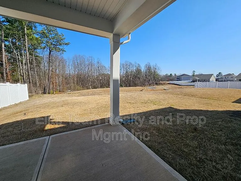 3108 Cheyney Park Dr — Photo 46