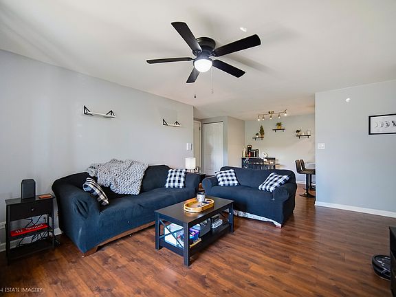 3rd image of 4930 134th St APT 110