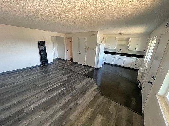 4th image of 1525 N Beale Rd #1B-1Ba-700Sqft
