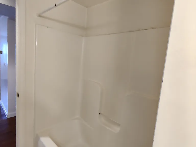 305 Summit Ave #4 — Photo 10