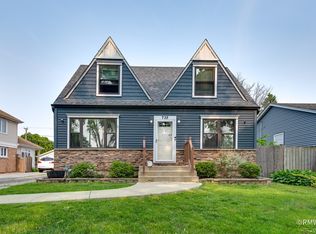 735 S Spring Rd, Elmhurst, IL 60126
