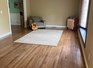 105 Pakey Rd, Springfield, IL 62712